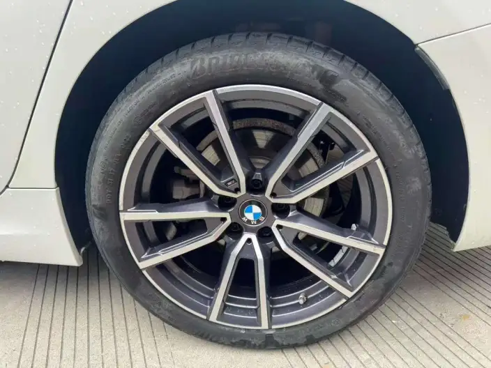 BMW 3 Series 2022 Model Facelift 320Li M Sports Set – фото 5