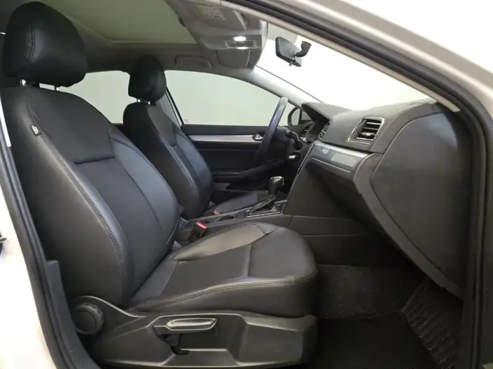 Volkswagen Lamando 2021 Model 230TSI DSG Fashion edition – фото 10