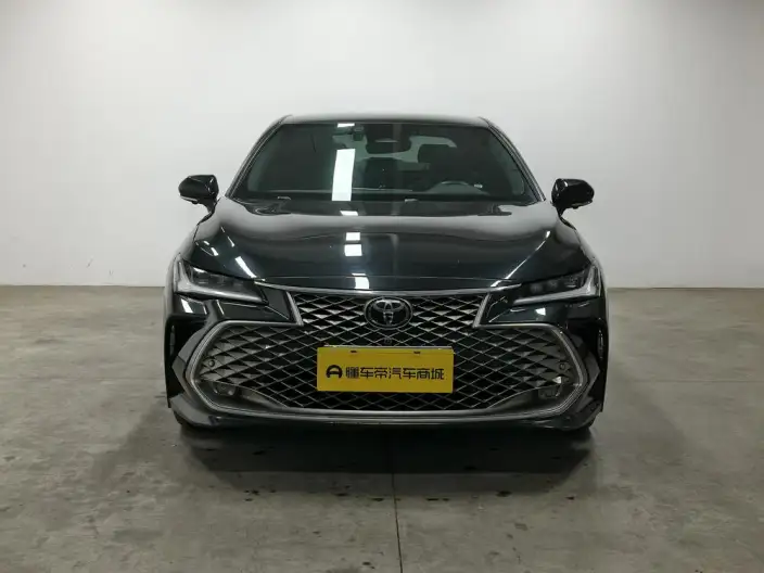 Toyota Avalon 2024 Model Intelligent Hybrid 2.5L E-CVT XLE Premium Edition
