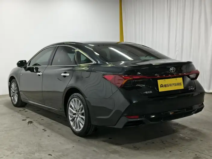 Toyota Avalon 2024 Model Intelligent Hybrid 2.5L E-CVT XLE Premium Edition – фото 5
