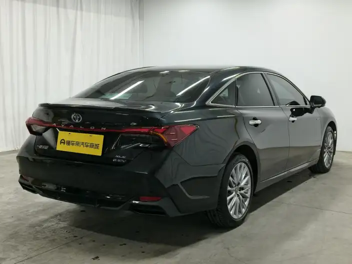 Toyota Avalon 2024 Model Intelligent Hybrid 2.5L E-CVT XLE Premium Edition – фото 7