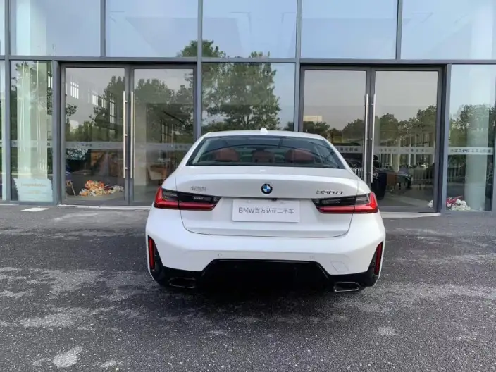 BMW 3 Series 2025 Model 330Li M Sports Night Set
