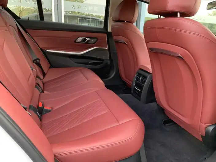 BMW 3 Series 2025 Model 330Li M Sports Night Set – фото 7