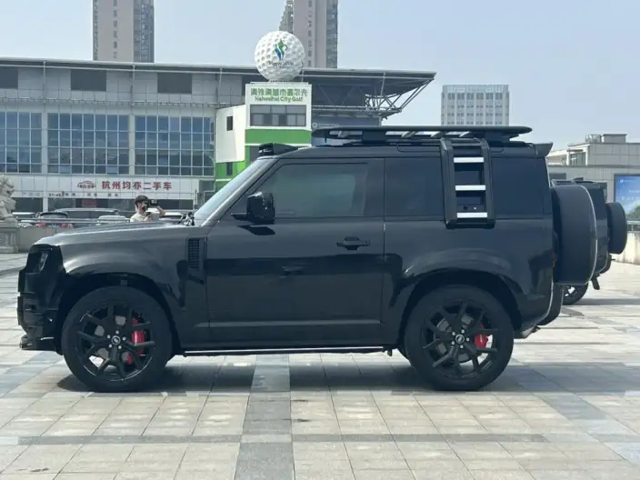Land Rover Defender 2023 Model Facelift 90 3.0T P400 XS