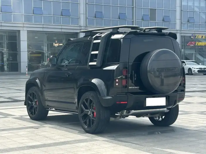 Land Rover Defender 2023 Model Facelift 90 3.0T P400 XS – фото 5