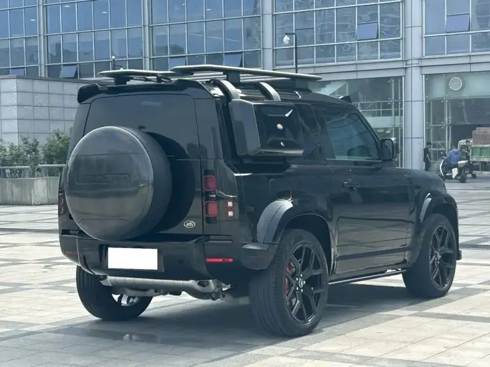 Land Rover Defender 2023 Model Facelift 90 3.0T P400 XS – фото 7