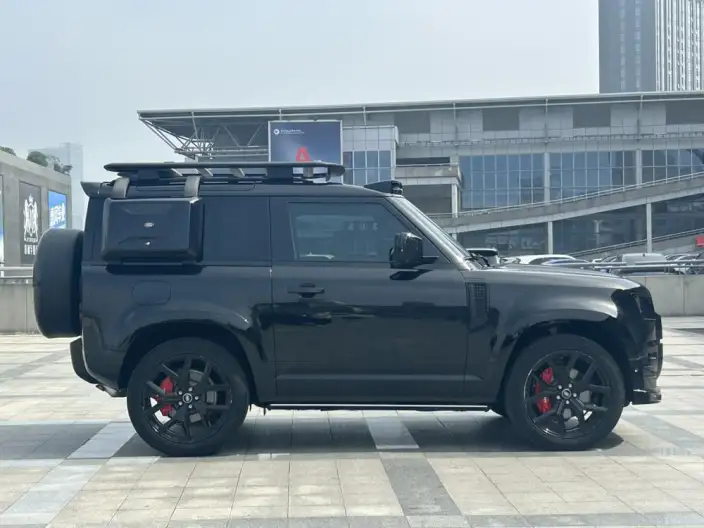 Land Rover Defender 2023 Model Facelift 90 3.0T P400 XS – фото 8