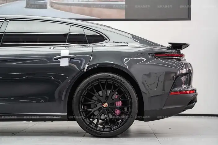 Panamera 2024 Model Panamera Executive Extended Edition 2.9T – фото 6