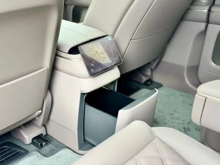 NIO ES8 2026 Model VI seat Executive Deluxe Edition – фото 8