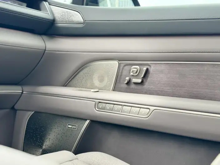 NIO ES8 2026 Model VI seat Executive Deluxe Edition – фото 9