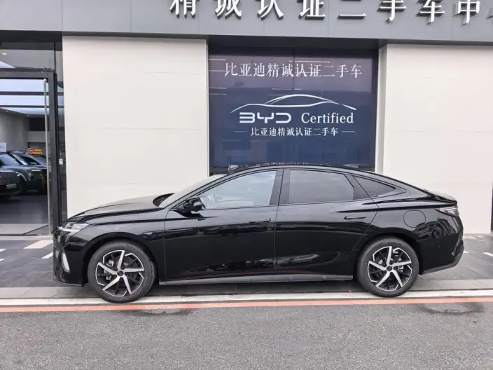 BYD Seal 07DM 2026 Model DM-i 230KM Flagship Model