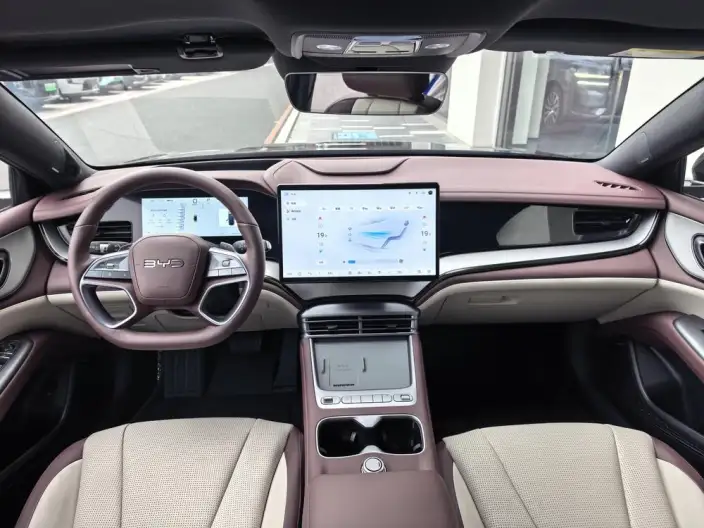 BYD Seal 07DM 2026 Model DM-i 230KM Flagship Model