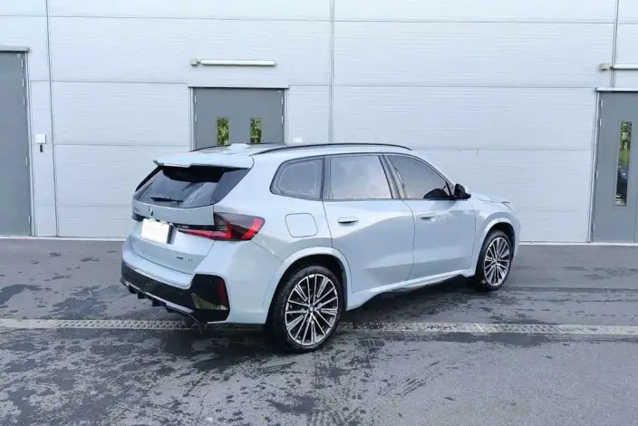 BMW X1 2026 Model xDrive25Li M Sports Night Set – фото 5