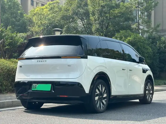 ZEEKR MIX 2025 Model 102kWh Long Battery Life Pro Smart Driving Edition – фото 6