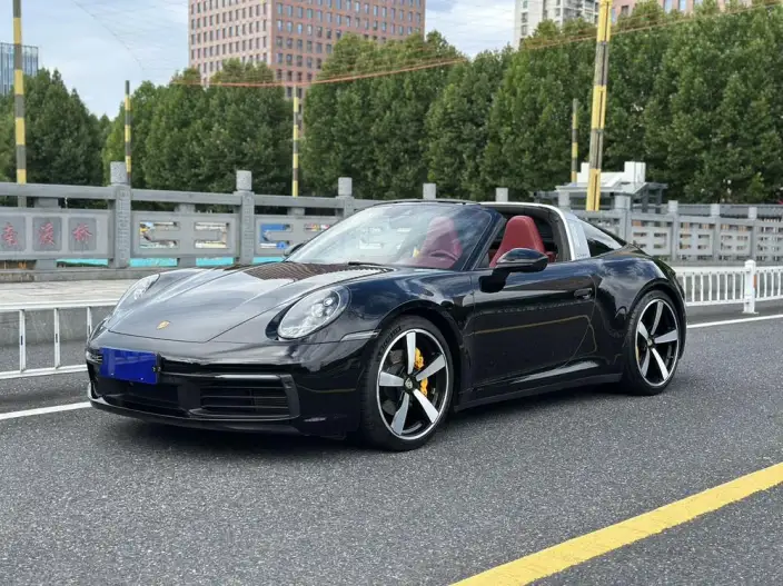 PORSCHE 911 2022 Model Targa 4 3.0T