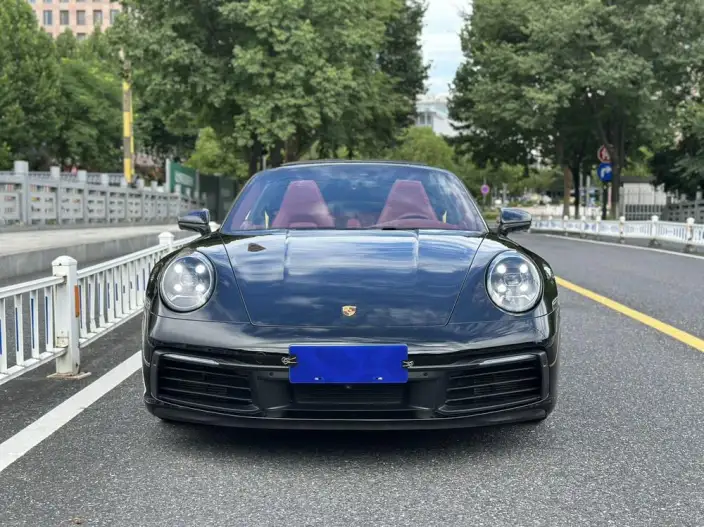 PORSCHE 911 2022 Model Targa 4 3.0T