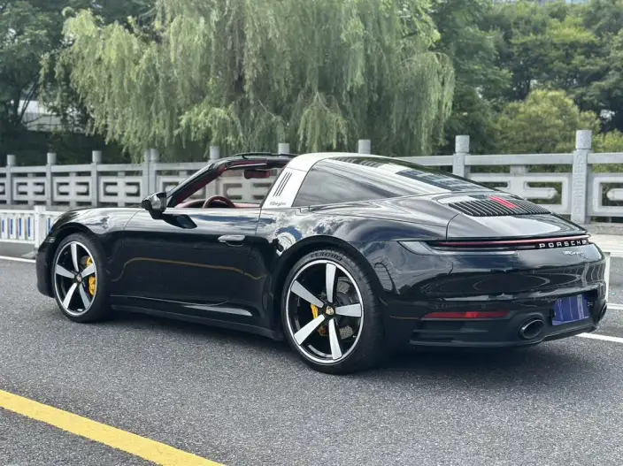 PORSCHE 911 2022 Model Targa 4 3.0T