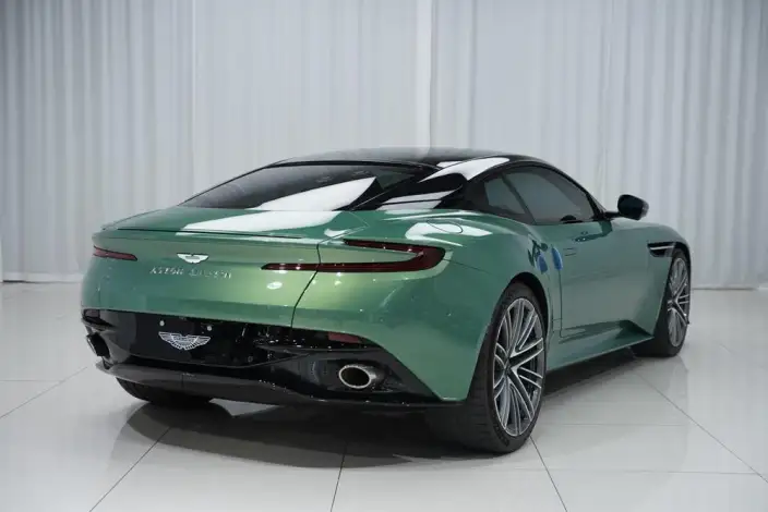 Aston Martin DB12 2024 Model 4.0T V8 Coupe – фото 5
