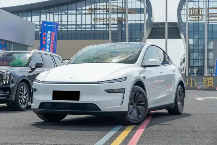Model Y 2025 Model Rear-wheel drive version