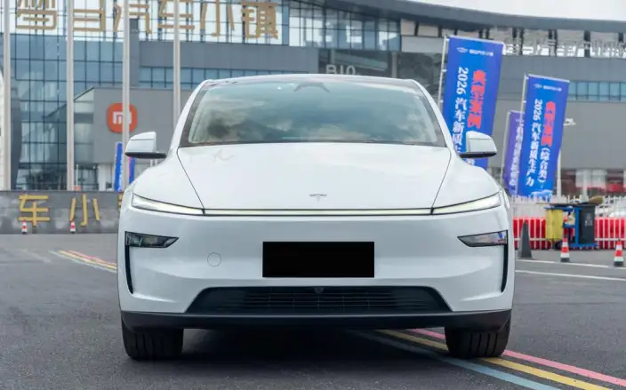 Model Y 2025 Model Rear-wheel drive version