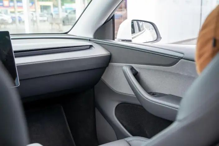 Model Y 2025 Model Rear-wheel drive version – фото 10