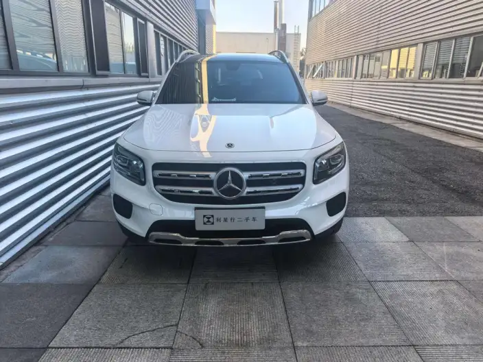 Mercedes-Benz GLB 2022 Model GLB 200 Fashion Model – фото 2