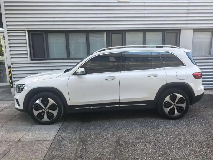 Mercedes-Benz GLB 2022 Model GLB 200 Fashion Model – фото 3