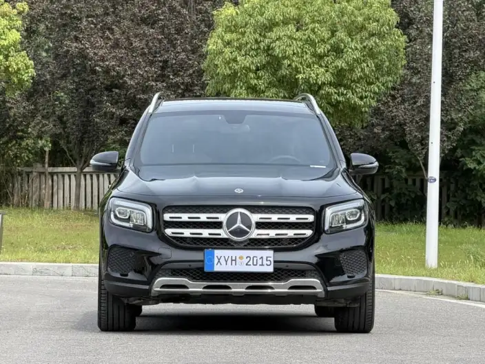 Mercedes-Benz GLB 2022 Model GLB 200 Fashion Model – фото 2