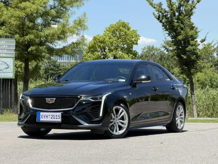 Cadillac CT4 2022 Model 28T Fashion Model