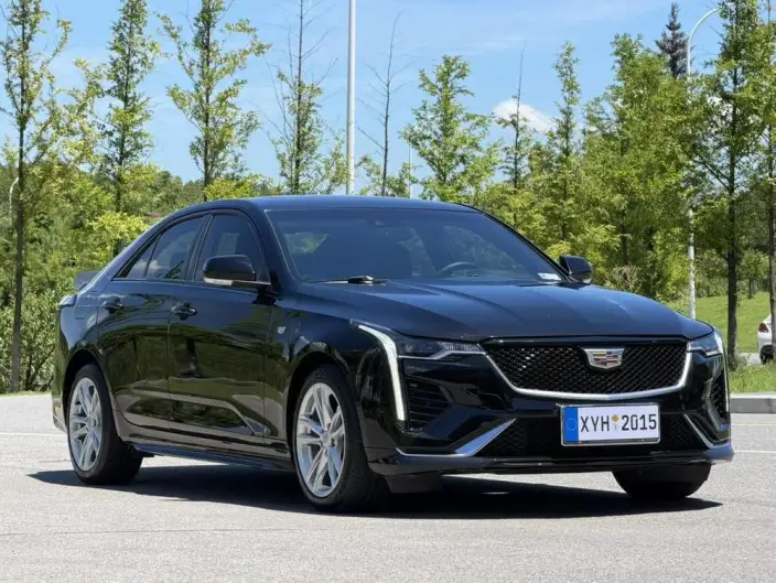 Cadillac CT4 2022 Model 28T Fashion Model