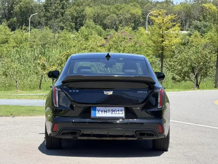 Cadillac CT4 2022 Model 28T Fashion Model – фото 5