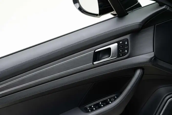 Panamera 2023 Model Facelift Panamera 2.9T Platinum edition – фото 7