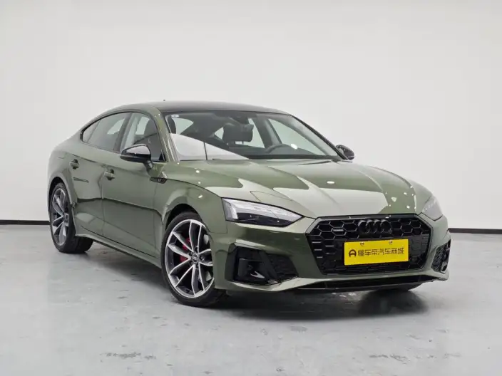 Audi A5 2024 Model Sportback 40 TFSI quattro Luxury Dynamic Model