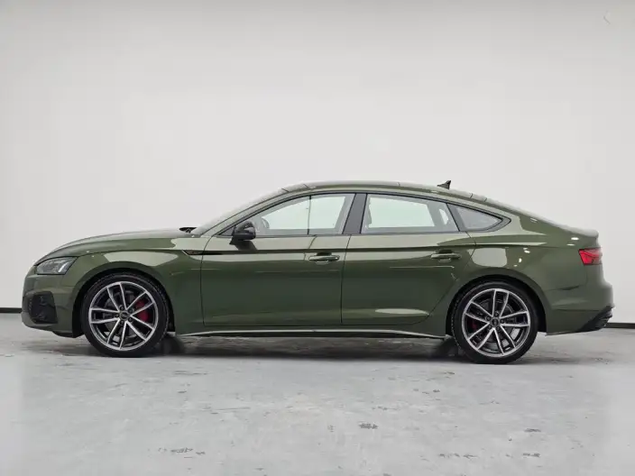 Audi A5 2024 Model Sportback 40 TFSI quattro Luxury Dynamic Model