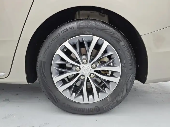 Buick GL8 2023 Model ES Luzun 2.0T Comfort Model – фото 9