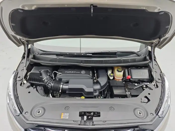 Buick GL8 2023 Model ES Luzun 2.0T Comfort Model – фото 10