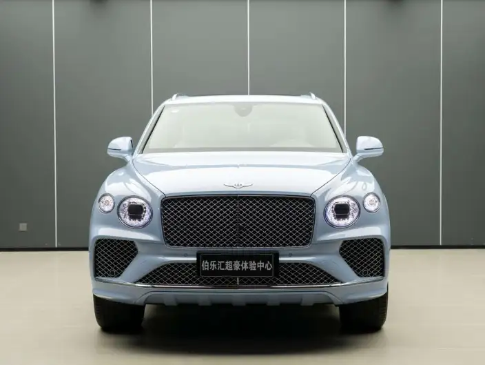 Bentayga 2022 Model 4.0T V8 – фото 2