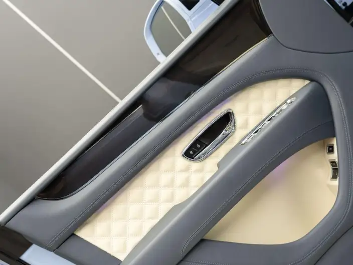 Bentayga 2022 Model 4.0T V8 – фото 9
