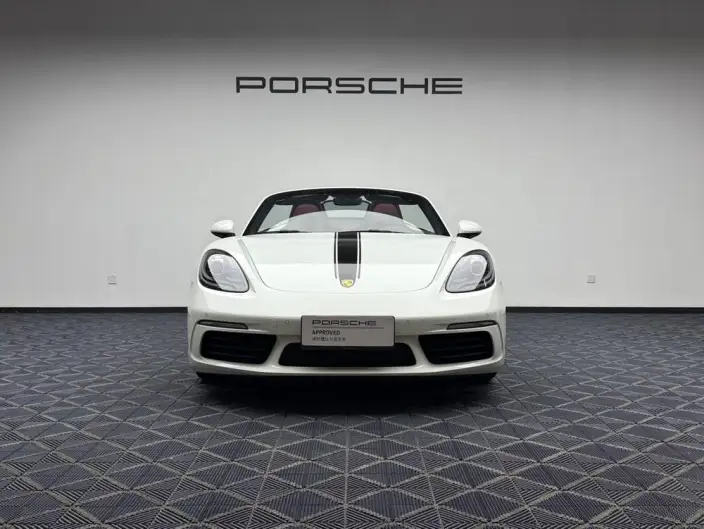 Porsche 718 2023 Model Boxster Style Edition 2.0T