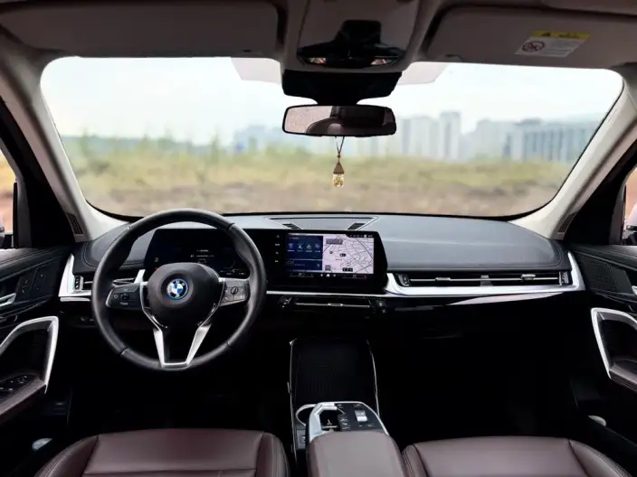 BMW iX 1 2024 Model eDrive25L M Sports Set – фото 9