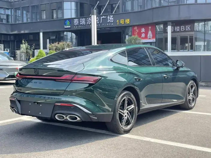MG7 2025 Model 1.5T DCT Deluxe Edition – фото 7