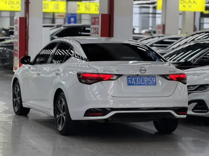 Nissan Sylphy 2023 Model 1.6L CVT Yuexiang Edition – фото 5