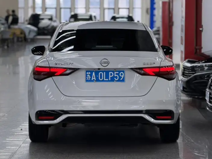 Nissan Sylphy 2023 Model 1.6L CVT Yuexiang Edition – фото 6
