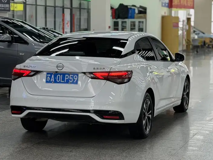 Nissan Sylphy 2023 Model 1.6L CVT Yuexiang Edition – фото 7