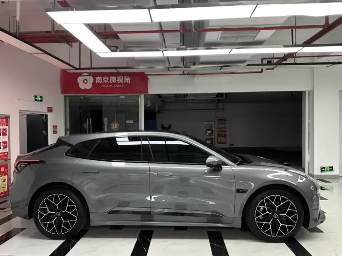 ZEEKR 001 2025 Model WE Edition 100kWh Rear Drive – фото 5