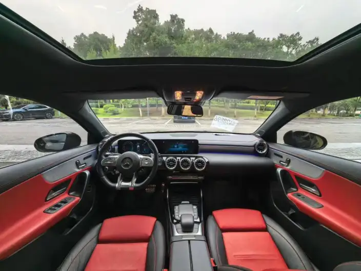 Mercedes-Benz A-Class AMG 2022 Model AMG A 35 L 4MATIC – фото 7