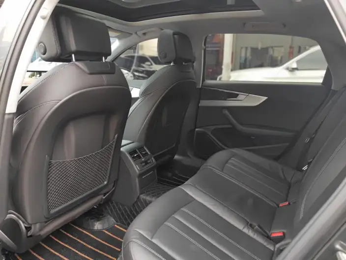 Audi A4 L 2020 Model 40 TFSI Luxury Dynamic Model – фото 9