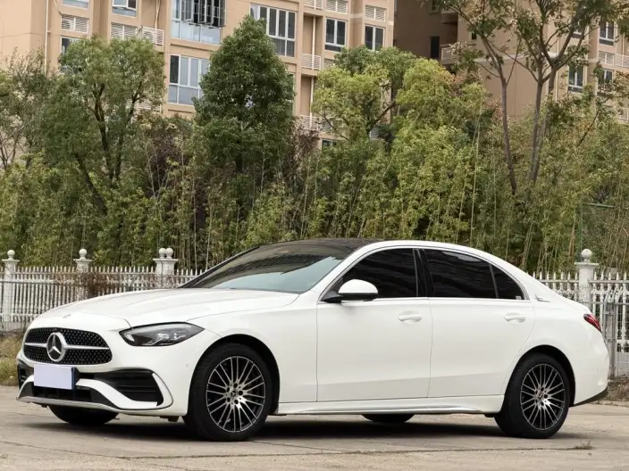 Mercedes-Benz C-Class 2023 Model C 260 L Sports Edition – фото 1