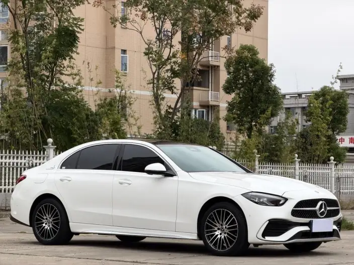 Mercedes-Benz C-Class 2023 Model C 260 L Sports Edition – фото 3