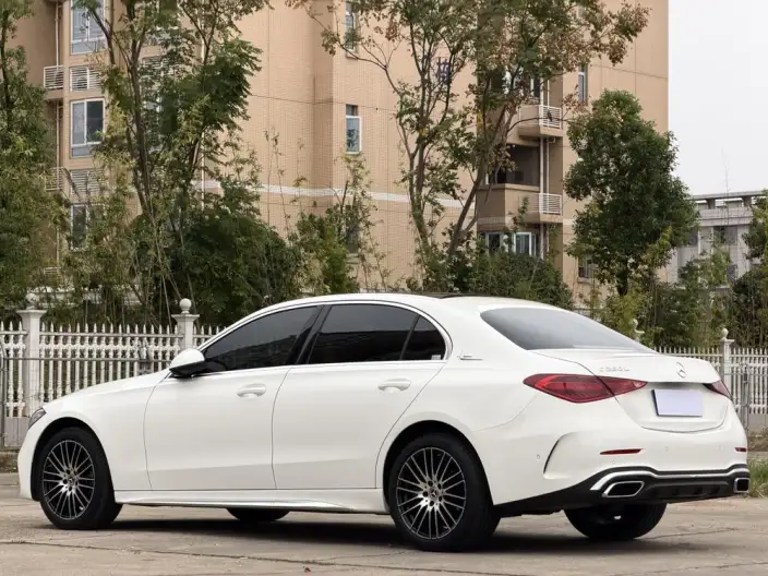 Mercedes-Benz C-Class 2023 Model C 260 L Sports Edition – фото 4